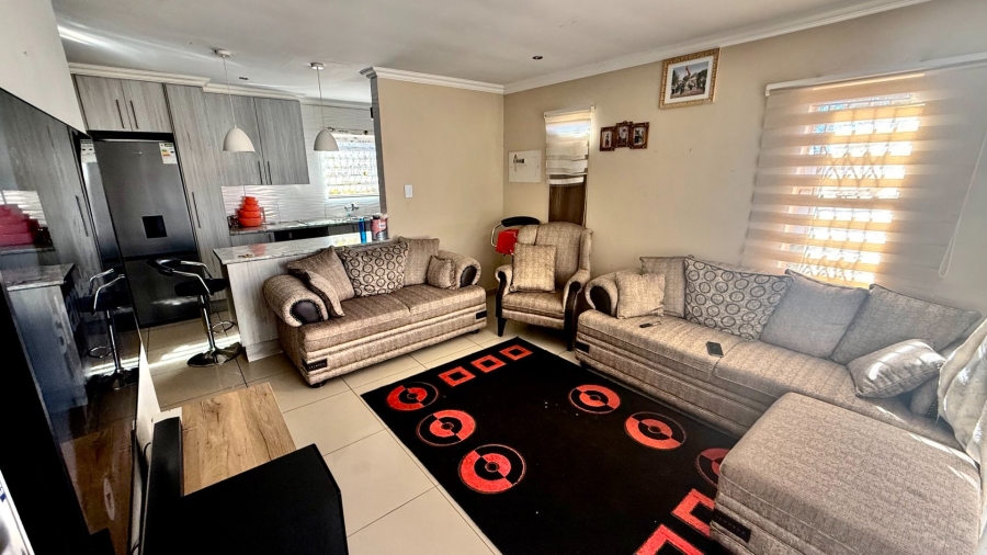 3 Bedroom Property for Sale in Goudrand Gauteng