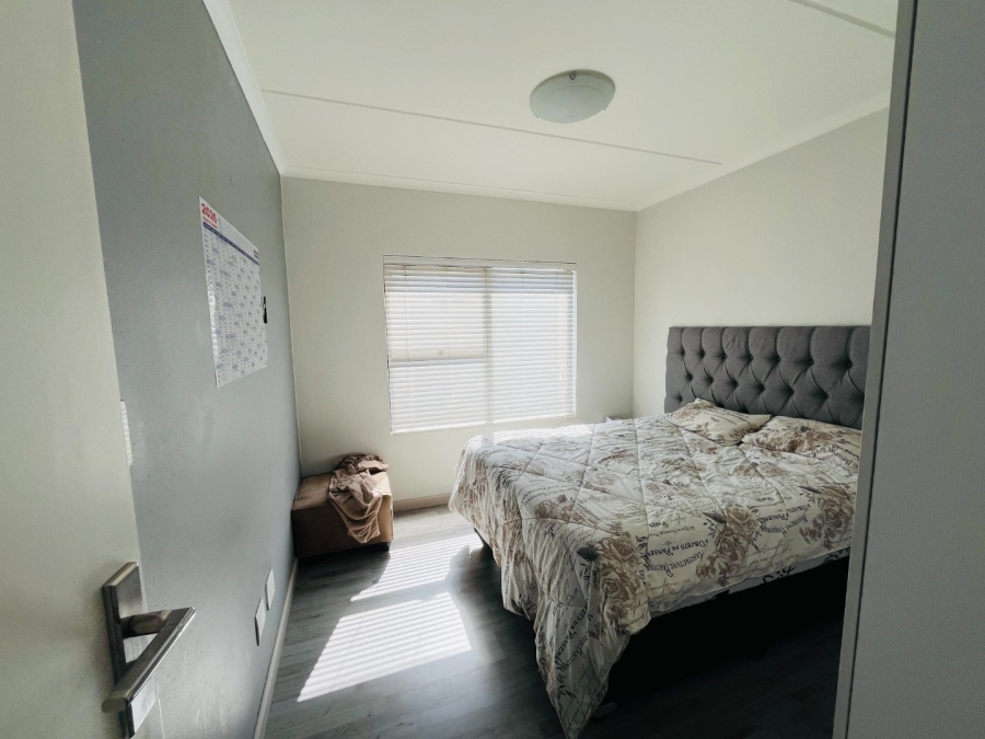 To Let 2 Bedroom Property for Rent in Erand Gardens Gauteng