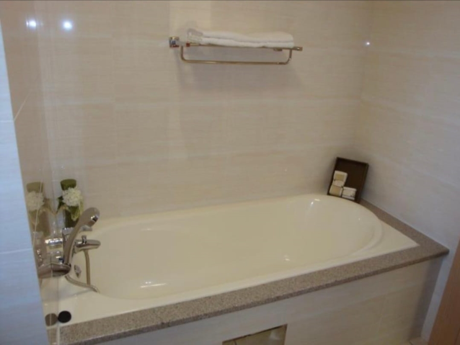 1 Bedroom Property for Sale in Noordwyk Gauteng