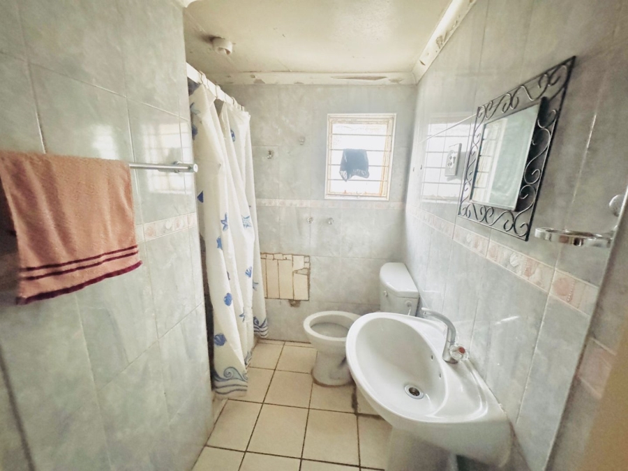 4 Bedroom Property for Sale in Bezuidenhout Valley Gauteng
