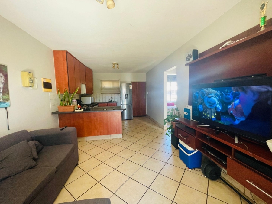 2 Bedroom Property for Sale in Vorna Valley Gauteng