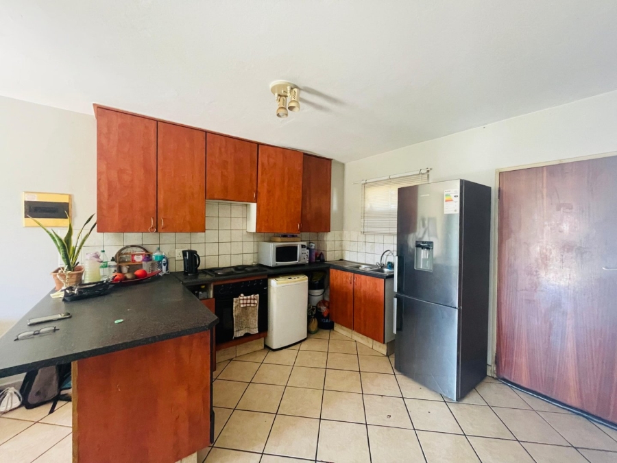 2 Bedroom Property for Sale in Vorna Valley Gauteng