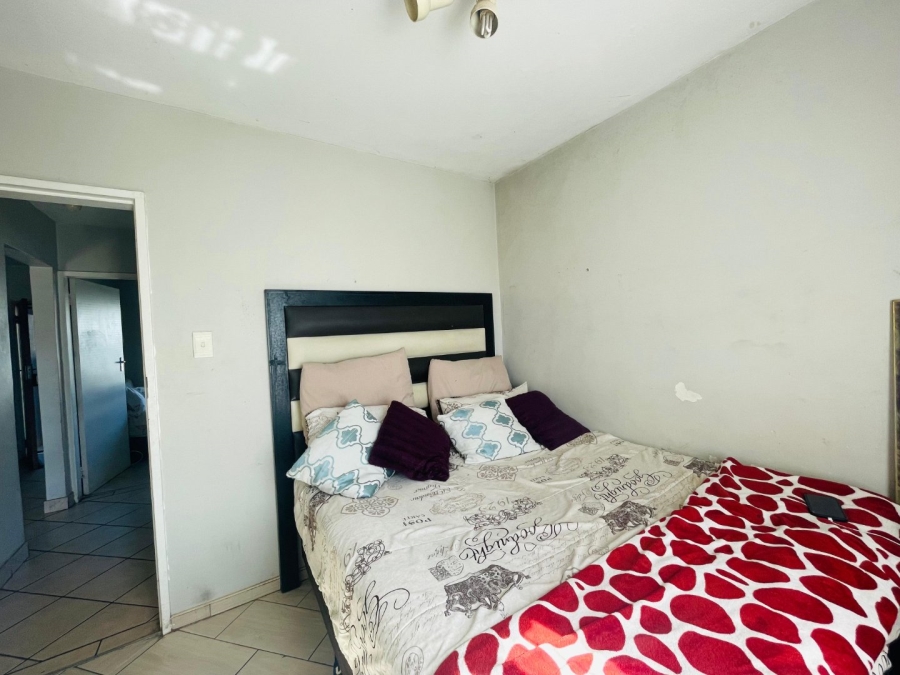 2 Bedroom Property for Sale in Vorna Valley Gauteng