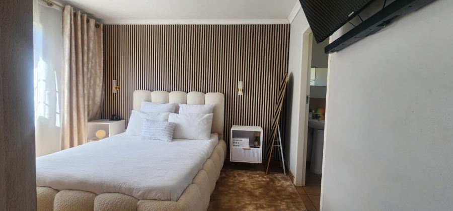 3 Bedroom Property for Sale in Palm Ridge Gauteng