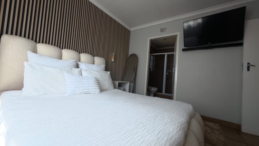 3 Bedroom Property for Sale in Palm Ridge Gauteng
