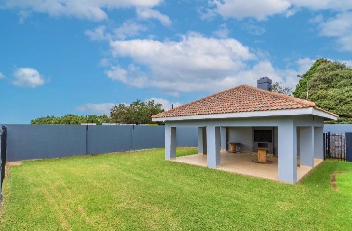 2 Bedroom Property for Sale in Brenthurst Gauteng
