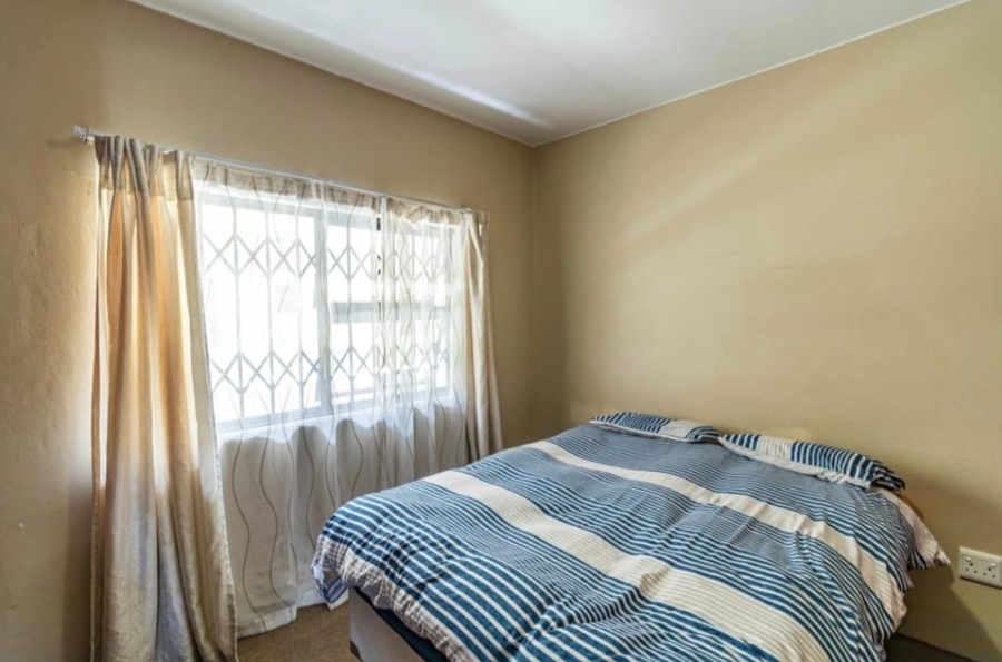 2 Bedroom Property for Sale in Erand Gardens Gauteng