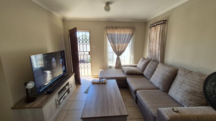 3 Bedroom Property for Sale in Palm Ridge Gauteng