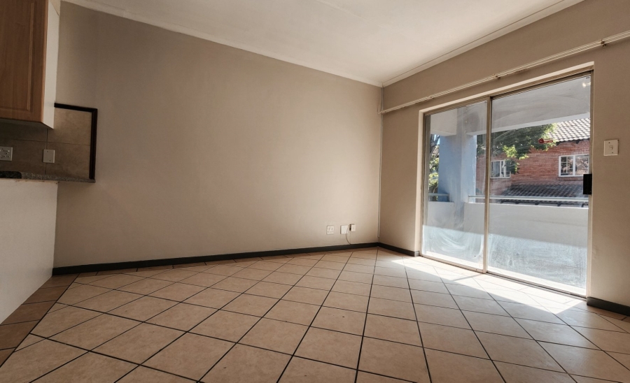 2 Bedroom Property for Sale in Die Hoewes Gauteng