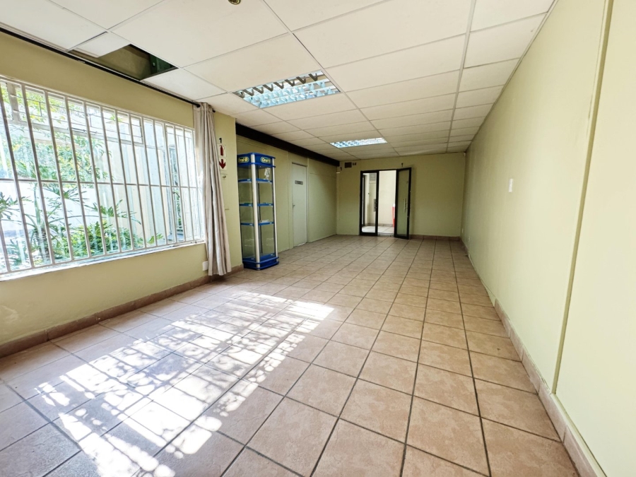 To Let Commercial Property for Rent in Wierda Park Gauteng