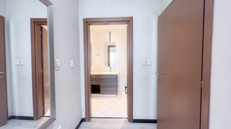 To Let 2 Bedroom Property for Rent in Bedford Gardens Gauteng
