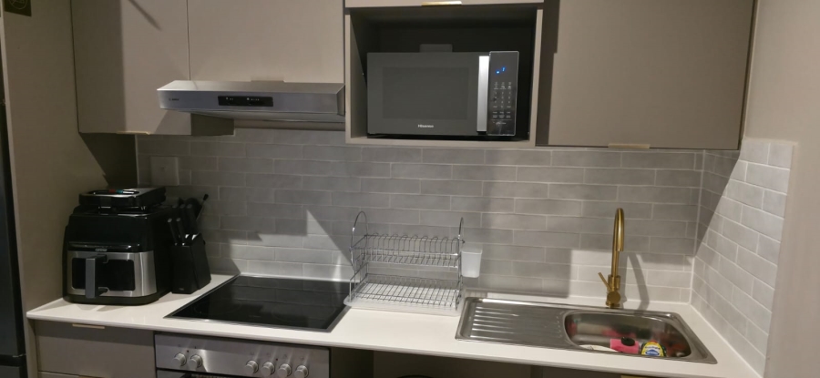 To Let 1 Bedroom Property for Rent in Sandown Estate Gauteng
