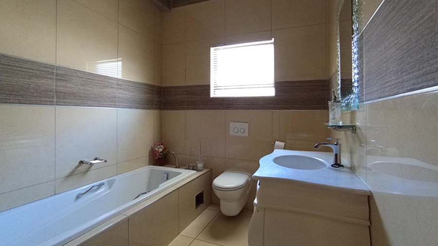 4 Bedroom Property for Sale in Sagewood Gauteng