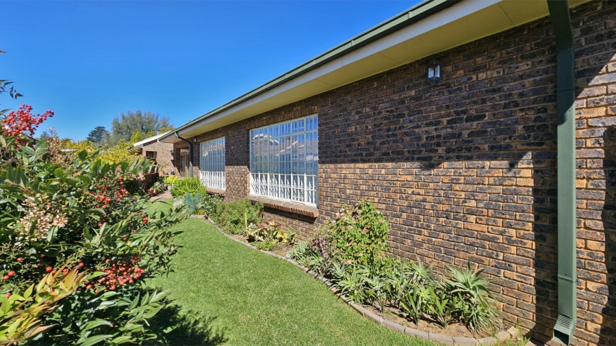 2 Bedroom Property for Sale in Three Rivers East Gauteng