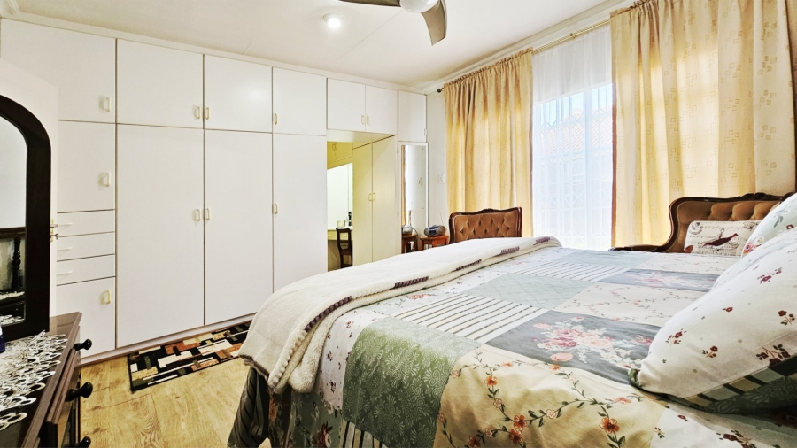 2 Bedroom Property for Sale in Three Rivers East Gauteng