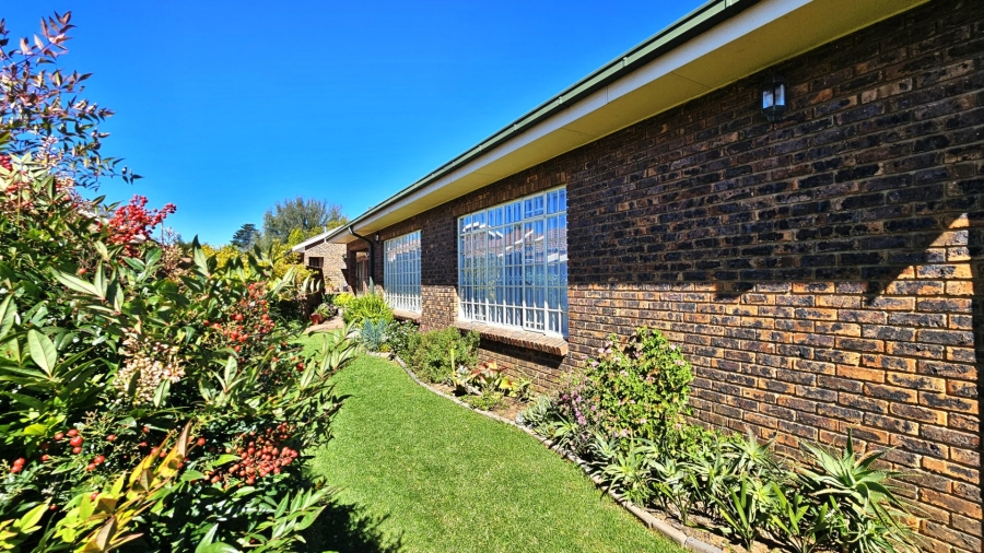 2 Bedroom Property for Sale in Three Rivers East Gauteng