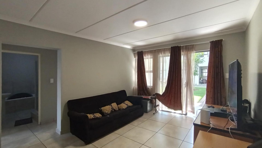 2 Bedroom Property for Sale in Eveleigh Gauteng