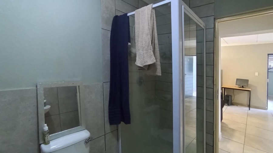 2 Bedroom Property for Sale in Eveleigh Gauteng