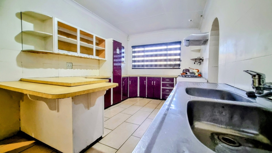 3 Bedroom Property for Sale in Sonland Park Gauteng