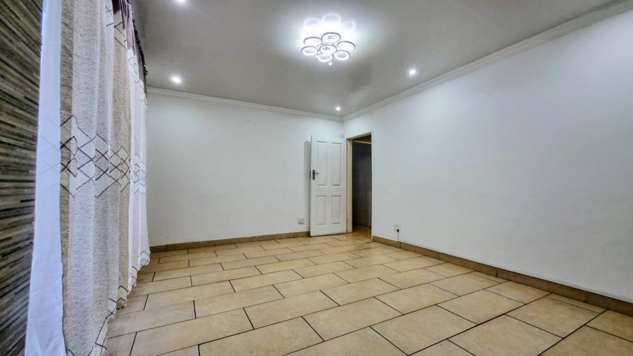 3 Bedroom Property for Sale in Sonland Park Gauteng
