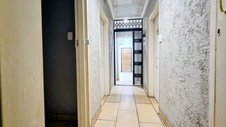 3 Bedroom Property for Sale in Sonland Park Gauteng
