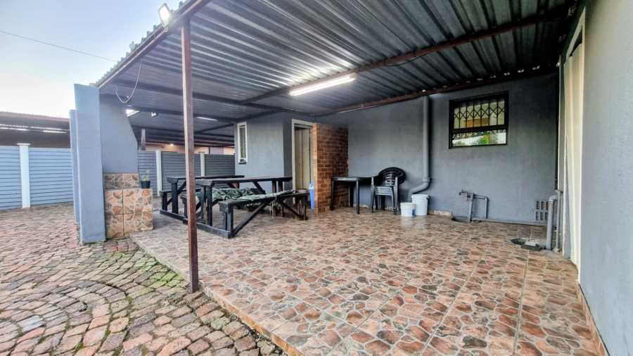 3 Bedroom Property for Sale in Sonland Park Gauteng