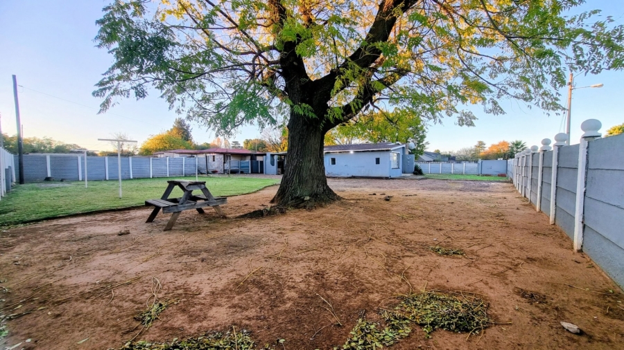 3 Bedroom Property for Sale in Sonland Park Gauteng