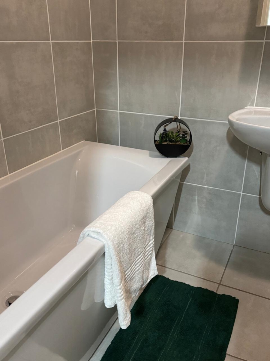 To Let 1 Bedroom Property for Rent in Greencreek Lifestyle Estate Gauteng