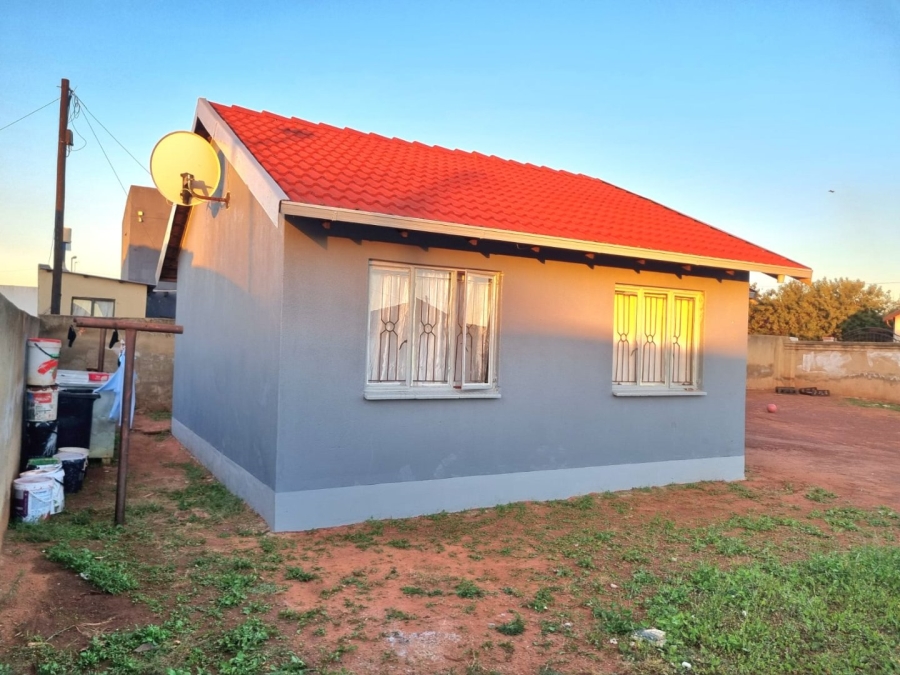 2 Bedroom Property for Sale in Dawn Park Gauteng