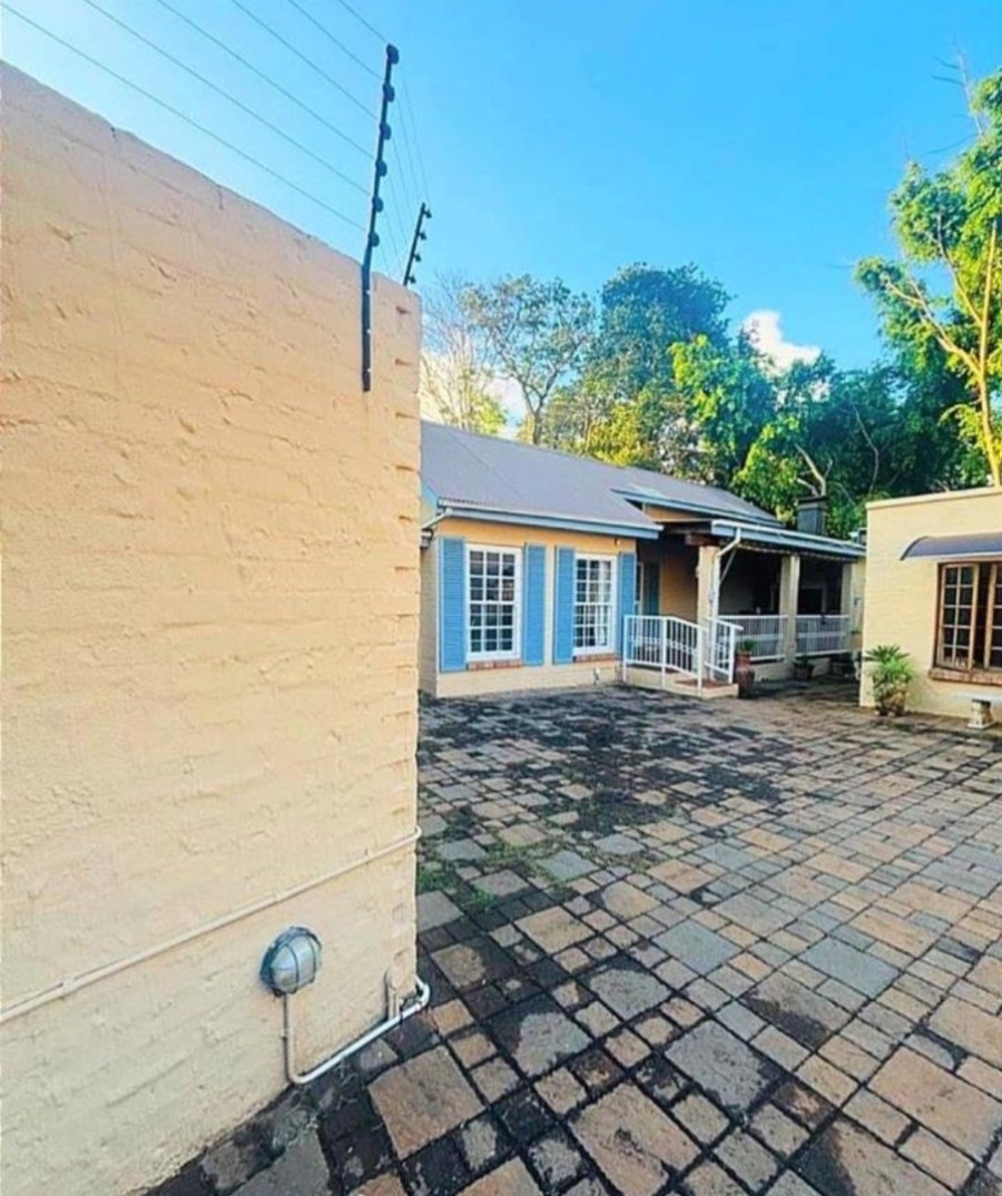 To Let 1 Bedroom Property for Rent in Brooklyn Gauteng