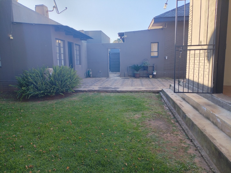 4 Bedroom Property for Sale in Selection Park Gauteng