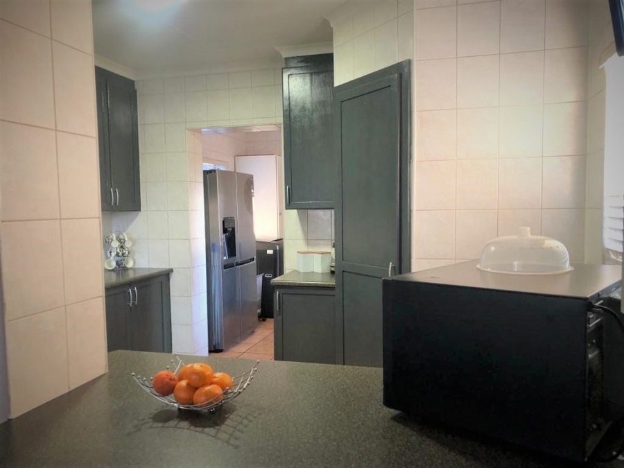 4 Bedroom Property for Sale in Amberfield Gauteng
