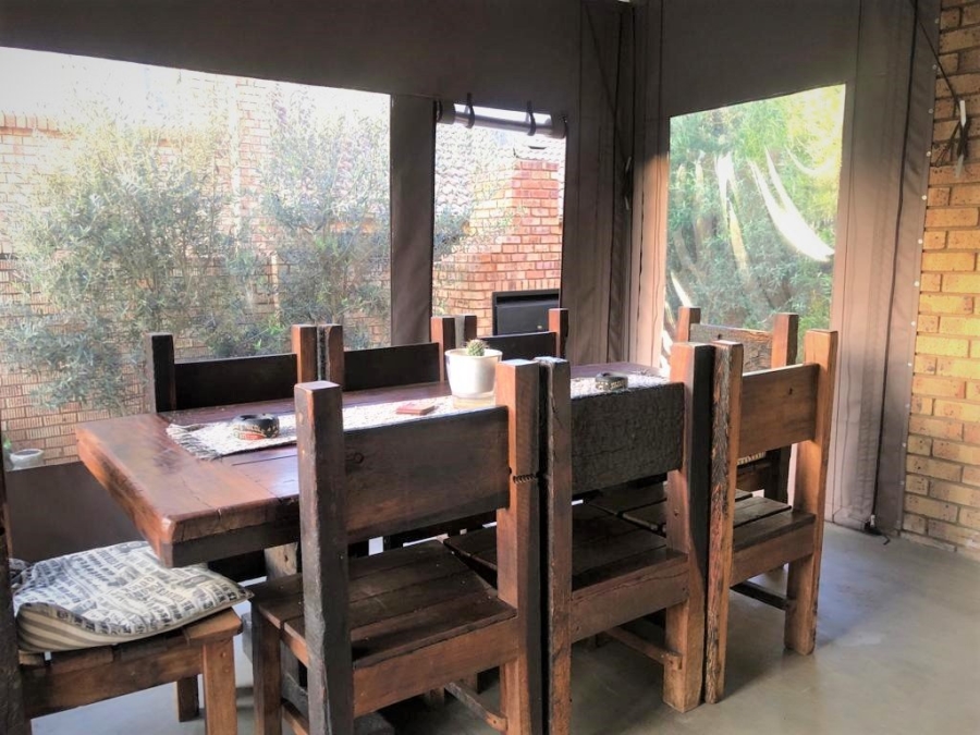 4 Bedroom Property for Sale in Amberfield Gauteng
