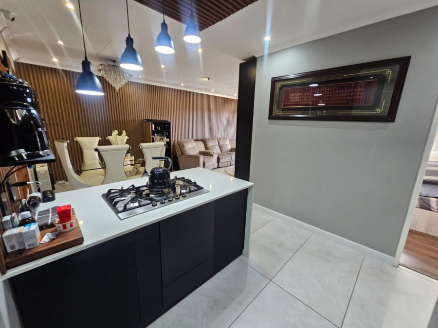 3 Bedroom Property for Sale in Monavoni Gauteng