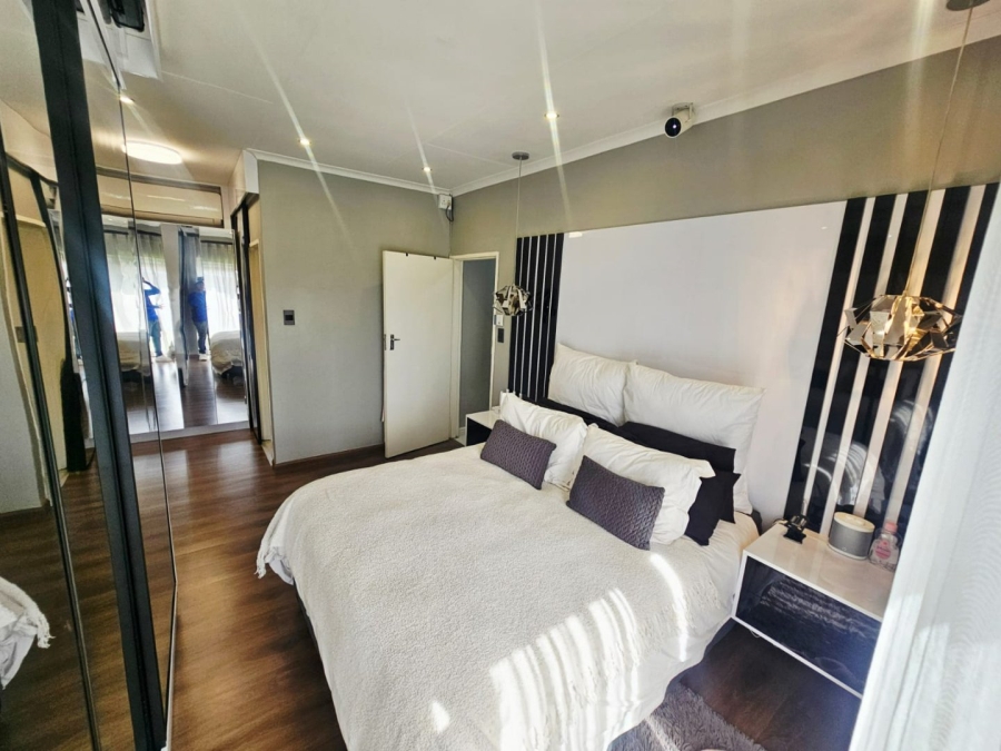 3 Bedroom Property for Sale in Monavoni Gauteng