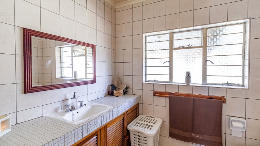 4 Bedroom Property for Sale in Brackenhurst Gauteng