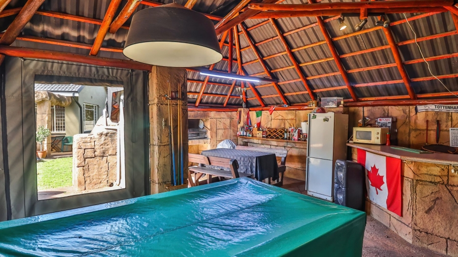 4 Bedroom Property for Sale in Brackenhurst Gauteng