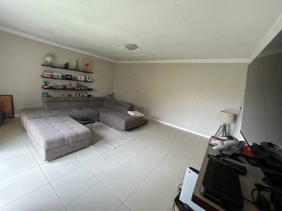 3 Bedroom Property for Sale in Noordwyk Gauteng