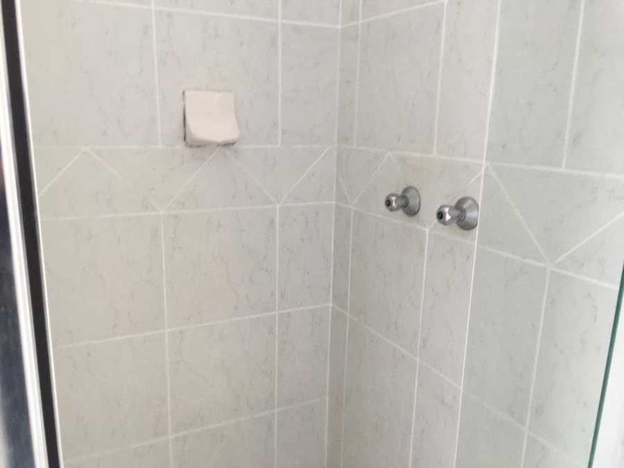 2 Bedroom Property for Sale in Winchester Hills Gauteng