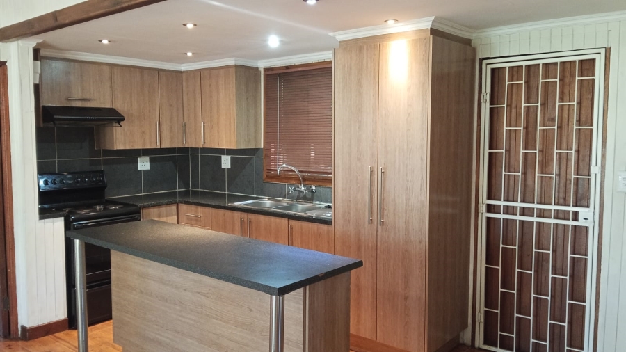 To Let 2 Bedroom Property for Rent in Beckedan Gauteng