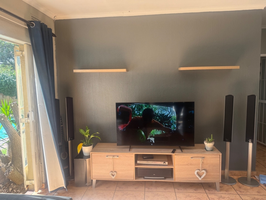 3 Bedroom Property for Sale in Parkrand Gauteng