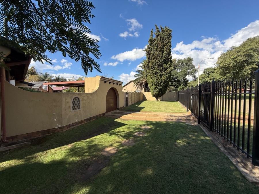 3 Bedroom Property for Sale in Parkrand Gauteng