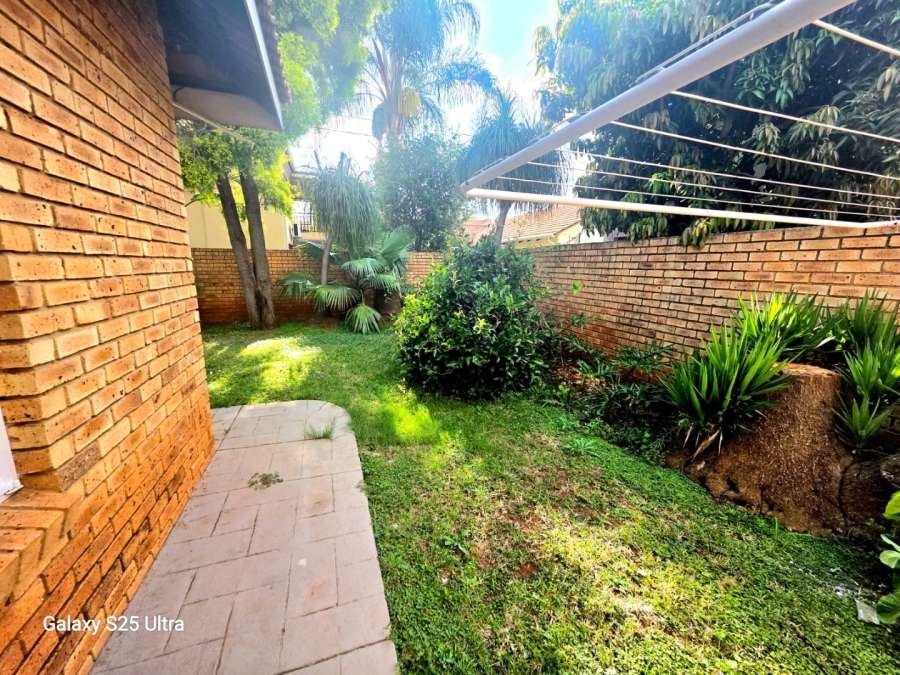  Bedroom Property for Sale in Green Acres Estate Gauteng