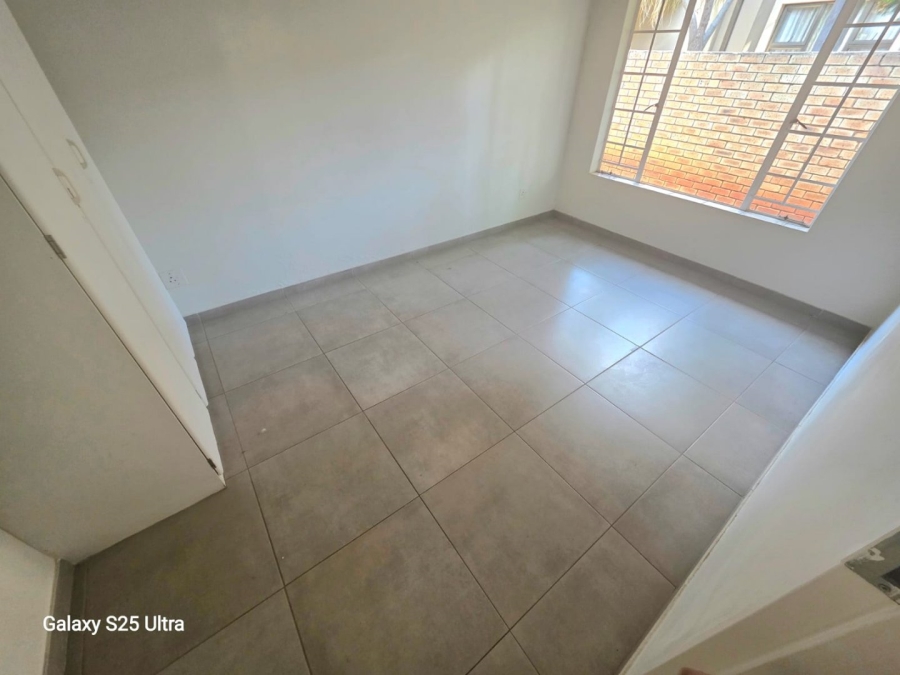  Bedroom Property for Sale in Green Acres Estate Gauteng