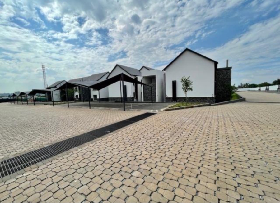2 Bedroom Property for Sale in Glen Marais Gauteng