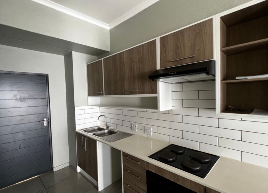 2 Bedroom Property for Sale in Glen Marais Gauteng
