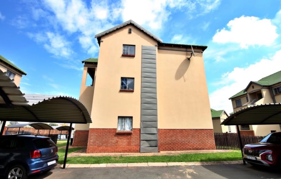 2 Bedroom Property for Sale in Terenure Gauteng