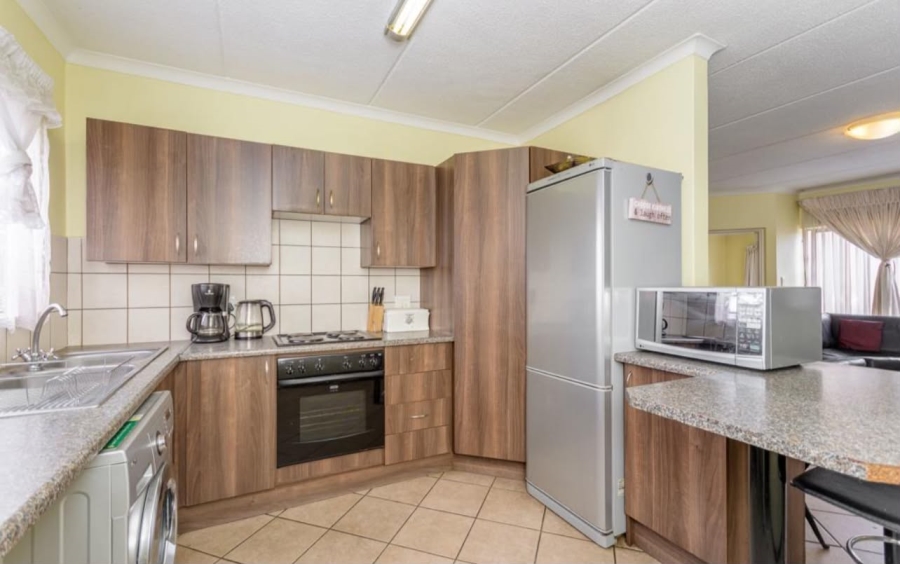 2 Bedroom Property for Sale in Terenure Gauteng