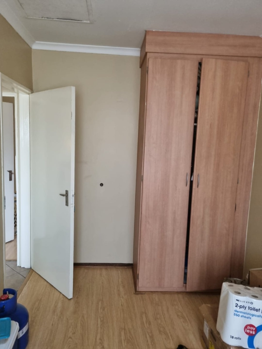 2 Bedroom Property for Sale in Terenure Gauteng