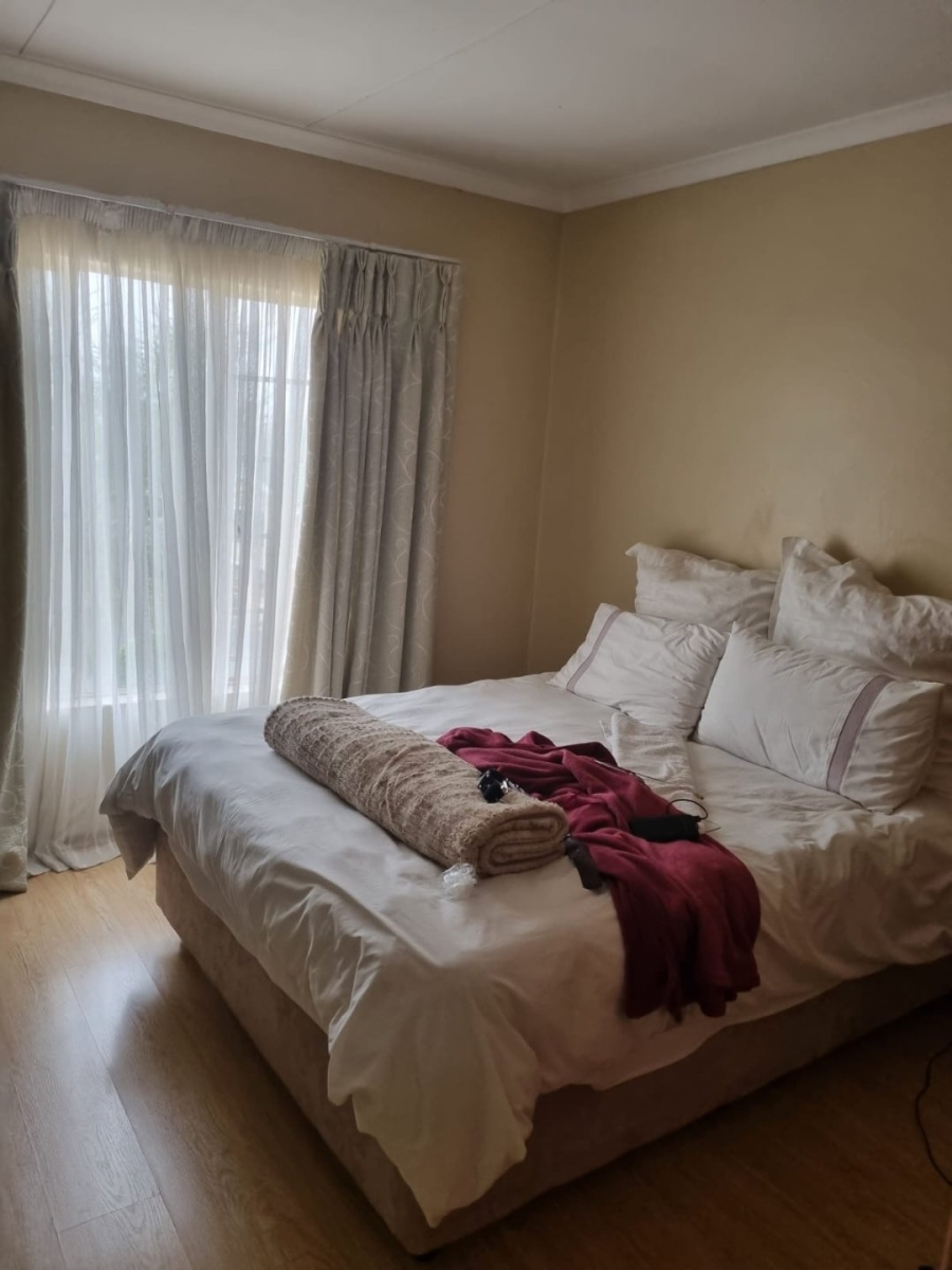 2 Bedroom Property for Sale in Terenure Gauteng